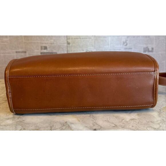 Coach Vintage Brighton Shoulder Crossbody Bag - Picture 3 of 12